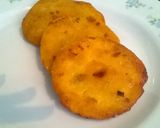 Foto del paso 7 de la receta: Arepitas fritas de chicharrón Venezolanas