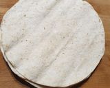 Une image de l'étape 1 de Pizzas 🍕 wrap en triangles 😋 au poulet cheddar.