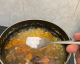 Foto langkah ke 6 dari resep Sayur Bayam Kunci Kuah Bening.