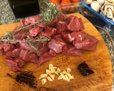 Foto del paso 1 de la receta: Carne, champiñones y tomates cherry a la diabla con fantasía de pomelo de aperitivo.