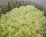 Hình bước làm 5 của món Xôi lá dứa đùi gà chiên