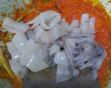 Foto langkah ke 4 dari resep Cumi kuah pedas.
