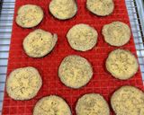 Foto del paso 5 de la receta: Mini pizzas de berenjena