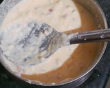 A picture of step 2 of Sooji chilla.