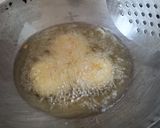 A picture of step 4 of Sabudana Vada.
