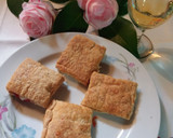 Foto del paso 5 de la receta: Aperitivos de hojaldre, mascarpone y mermelada de pimientos