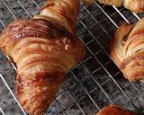 Foto del paso 1 de la receta: Croissant relleno de frosting de queso