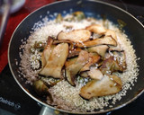 Foto del paso 5 de la receta: Risotto de bolets y alcachofas