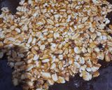 मूंगफली पट्टी (mungfali patti recipe in Hindi) रेसिपी चरण 6 फोटो