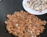 Foto langkah ke 4 dari resep Isian Ayam untuk Bacang.