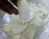 A picture of step 1 of Crispy Potatoe Chips.
