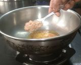 A picture of step 2 of Kasundi Rahu Fish Curry.