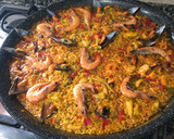 Foto del paso 2 de la receta: Arroz con sepia, langostinos y mejillones