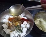 A picture of step 6 of Paneer tikka toast.