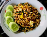 Foto langkah ke 4 dari resep Nasi Goreng Bayam.