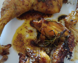 Foto del paso 3 de la receta: Pollo al Ast con Romero, tomillo, hierbabuena, perejil, clavo, 🍋 y especias Cajún