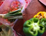 Foto del paso 1 de la receta: Ají relleno de espinaca con papas salteadas