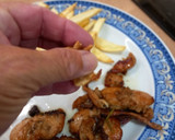 Foto del paso 7 de la receta: Conejo al ajillo, con patatas fritas