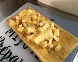 Une image de l'étape 3 de Crevettes black tiger à l'ananas, coriandre et citron.