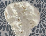 Foto del paso 3 de la receta Ensalada de Burrata con Pepinillos y Aceitunas negras