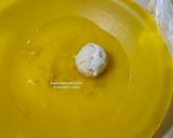 Foto langkah ke 8 dari resep Bitterballen Kentang Mozzarella.