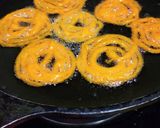 A picture of step 7 of Jalebi.