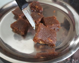 சத்துமாவு வால்நட் ஸ்வீட் (saathu maavu walnut sweet recipe in Tamil) ரெசிபி ஸ்டேப் 14 புகைப்படம்