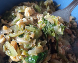 Foto del paso 6 de la receta: Lechuga salteada con cacahuetes y huevo