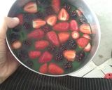 Foto del paso 1 de la receta: Gelatina con fruta de la estación