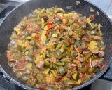Une image de l'étape 19 de Courgettes, poivrons et tomates à l'agneau et épices.