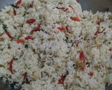Foto langkah ke 4 dari resep Nasi Bakar Teri dan Sambal.