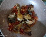 Foto langkah ke 3 dari resep Ayam Masak Kecap Manis Pedas.