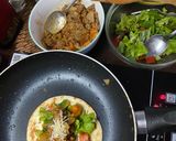 รูปขั้นตอนการทำที่ 2 ของ Tortilla ตอติญ่าไส้เนื้อสับ ฉบับง่ายมาก ๆ อร่อยด้วย