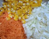 Foto langkah ke 5 dari resep Vietnamese Spring Roll.