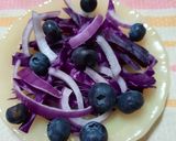 Foto del paso 3 de la receta: Ensalada de repollo y arándanos