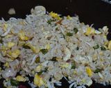 Foto langkah ke 6 dari resep Nasi goreng teri medan Cabai ijo.