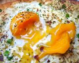 A picture of step 4 of Baked Naan With Cheese, Egg & Chilli.
