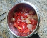 A picture of step 2 of Tomato soup.