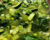 A picture of step 5 of Green soup for Spring - vegan.
