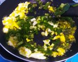 Foto langkah ke 3 dari resep Nasi Goreng Ijo.