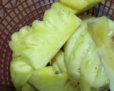 Foto langkah ke 1 dari resep Udang nanas kuah asam manis.