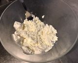 Une image de l'étape 3 de Flans ricotta et noix crème de moutarde (pâte sablée maison aux kiwis).