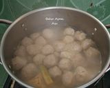 Foto langkah ke 4 dari resep Bakso Ayam Simpel Enak.
