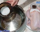 Фото кроку 1 до Курица в духовке. Равномерно просоленное и сочное мясо. Секреты простого маринада.