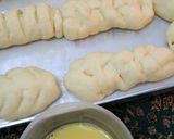 Foto langkah ke 4 dari resep Roti Manis Aneka Rasa No Ulen, Lembut cocok utk Jualan.