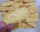 Foto langkah ke 6 dari resep Lidah Kucing Keju.