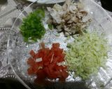 A picture of step 1 of Chicken vegetable mayo sandwiches.