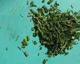 A picture of step 1 of Vegetable Green Garlic.