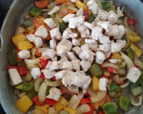 Foto del paso 6 de la receta: Espaguetis con pollo y almendras