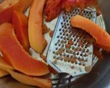 A picture of step 1 of Sweet papaya burfi laddu.